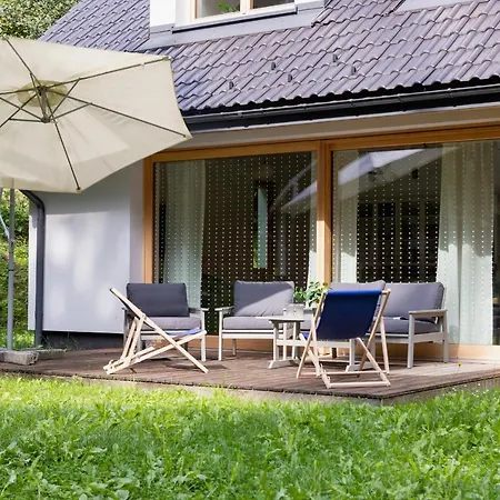 Hébergement de vacances House Near Ojcowski National Park By Renters Korzkiew